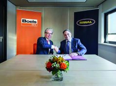 BOELS, RIWAL’I SATIN ALACAK